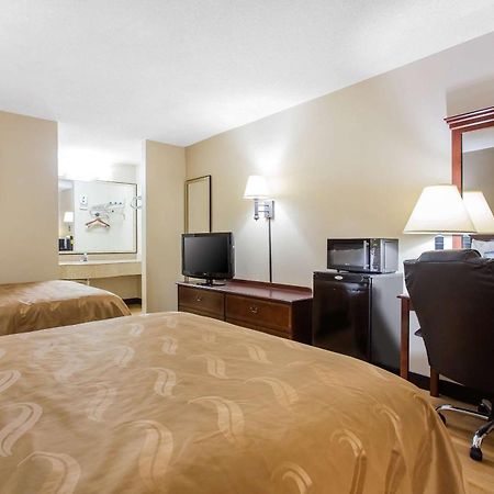 Quality Inn Mount Airy Mayberry Exteriör bild